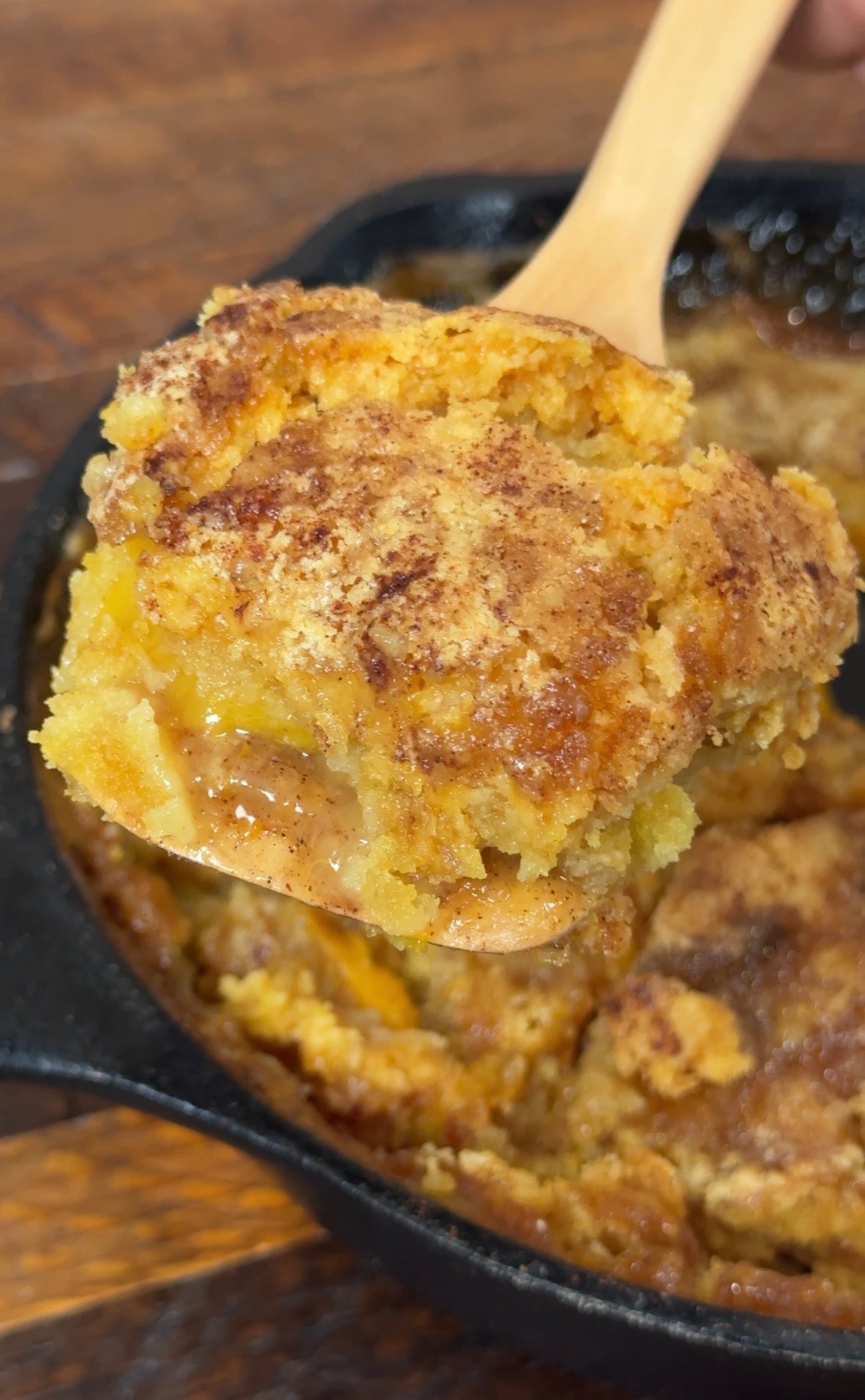 Bourbon Peach Cobbler Dump Cake